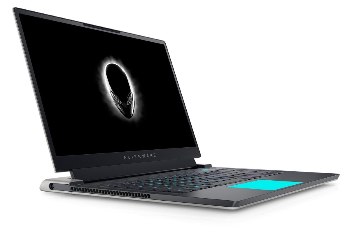 Alienware X15 R1 (2021) Alienware X15 R1 (2021)