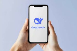 Microsoft Cloud Lưu Trữ Mô Hình Deepseek Ai Dù Bị Nghi Ngờ Lạm Dụng Dữ Liệu Trái Phép