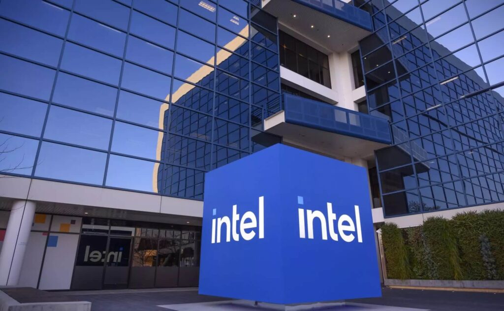 Ceo Intel Công Bố Đại Sa Thải, Siết Chặt Quy Định Làm Việc Tại Văn Phòng Và Cắt Giảm Chi Tiêu Mạnh