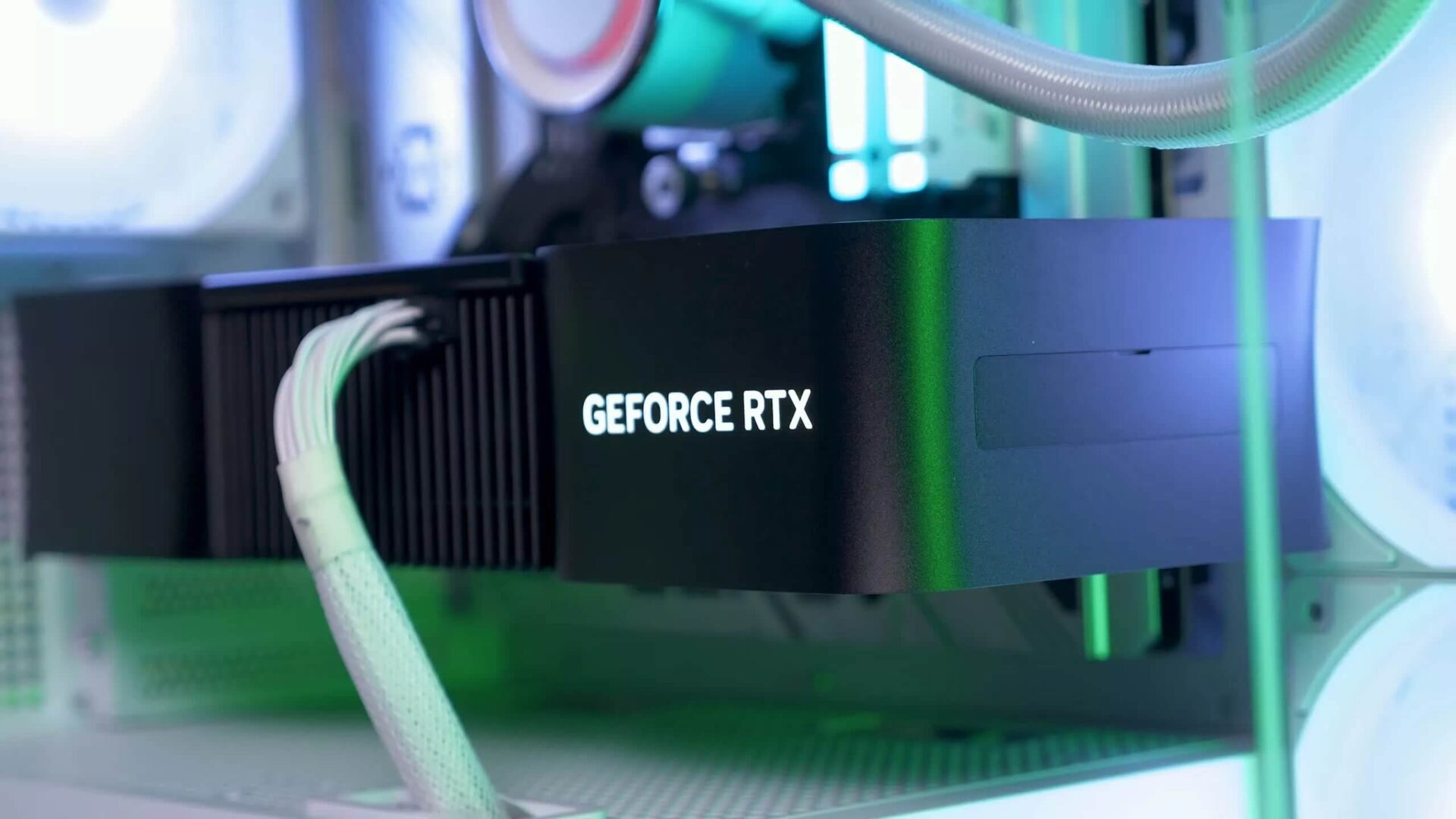 Driver Nvidia 576.02 Cải Thiện Điểm Benchmark Nhưng Vẫn Còn Lỗi Game Nghiêm Trọng