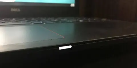 Laptop Dell nháy đèn cam trắng: bảng tra mã lỗi và cách xử lý