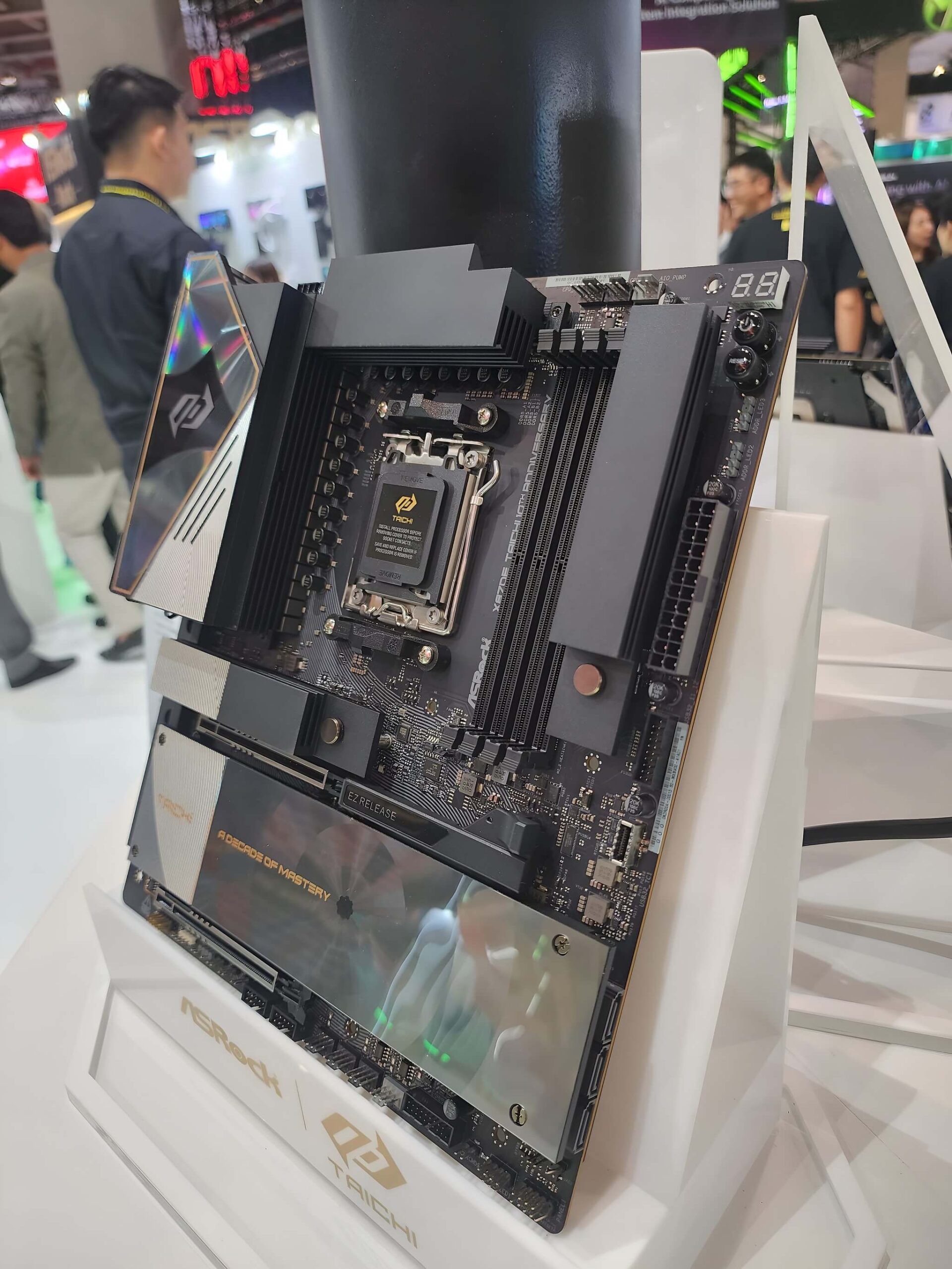 Asrock Taichi 10 Nam Bo Mach Chu Card Do Hoa Featured Asrock Taichi Kỷ Niệm 10 Năm Đáng Nhớ: Bo Mạch Chủ, Card Đồ Họa Mới